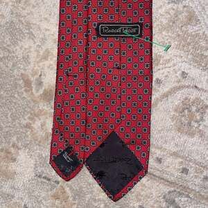 Robert Talbott Red and Blue Medallion Silk Necktie